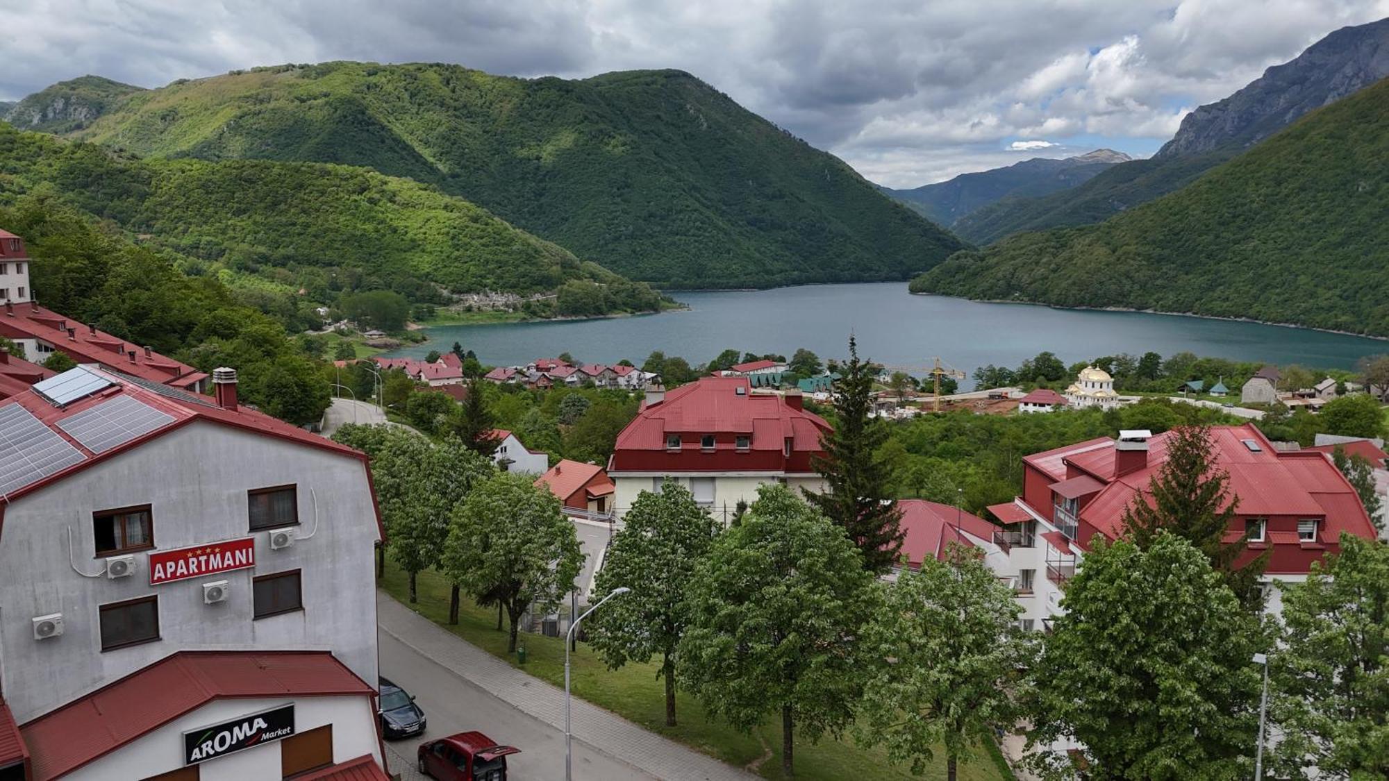 Apartments Ravno Плужине Экстерьер фото