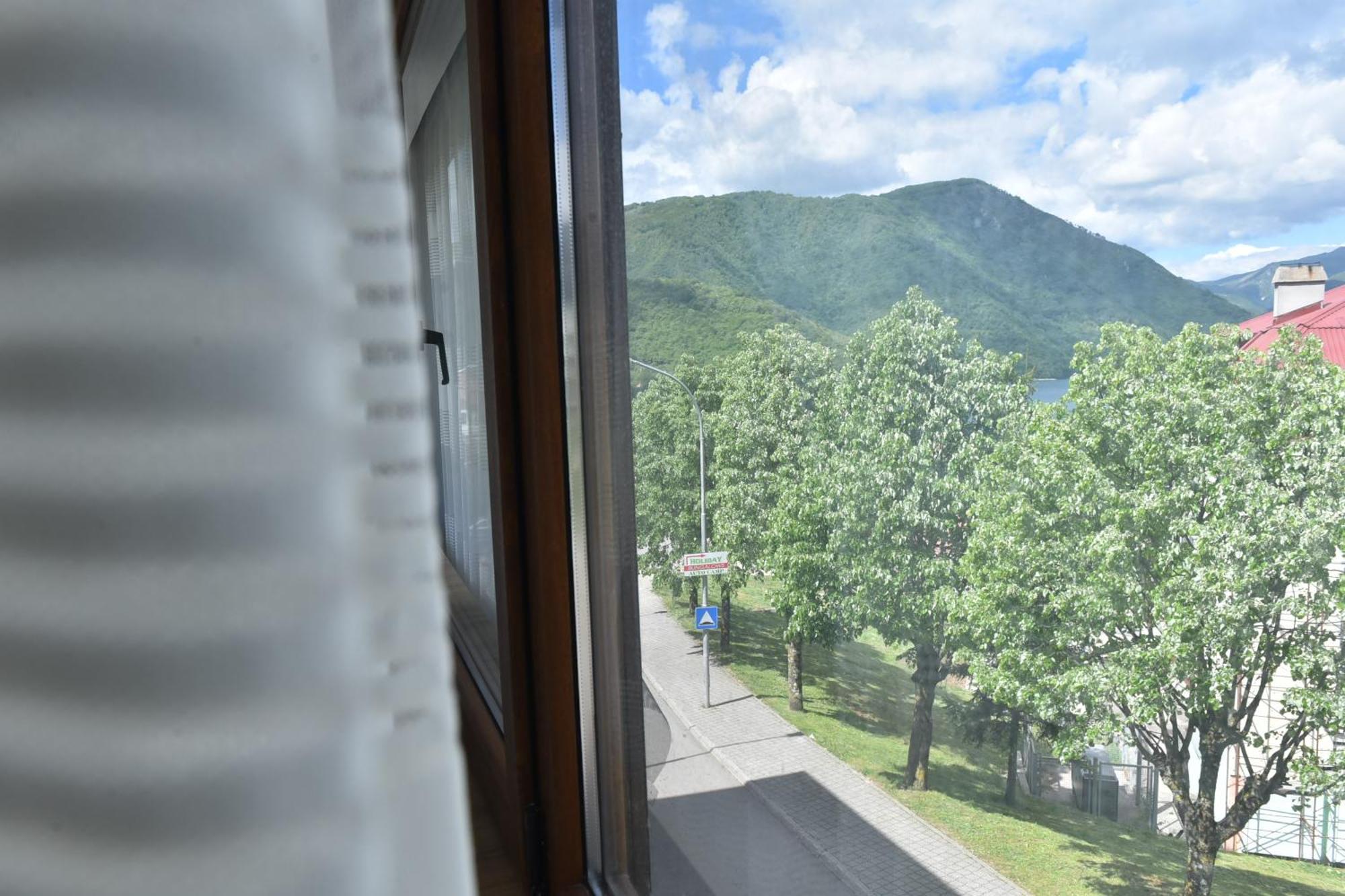 Apartments Ravno Плужине Номер фото